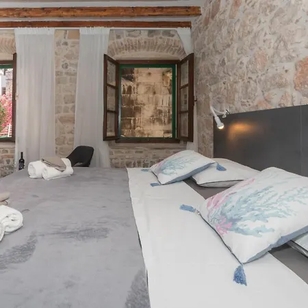 Libra Downtown Apartmán *