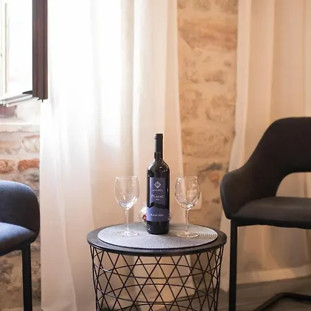 Libra Downtown Apartment